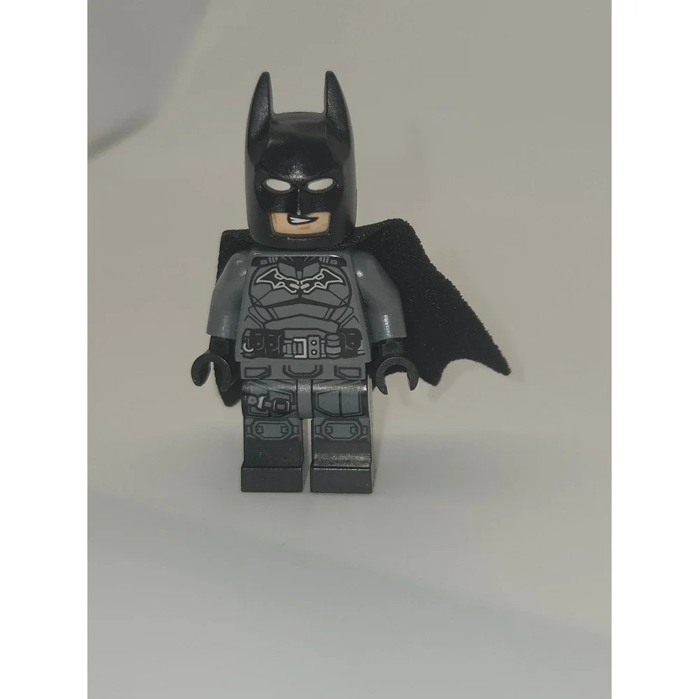 LEGO DC Batman Minifigure Dark Gray Suit Black Cape cowl